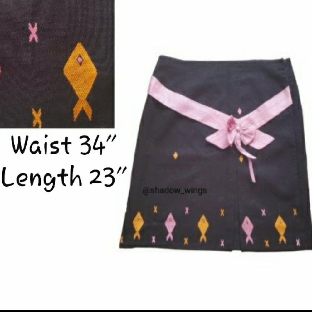 Handmade Black Skirt Embroidered with Geometric Fish / W 34 x L 23 Bow Skirt